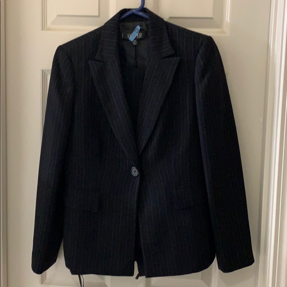 Kasper 4P stripped suit